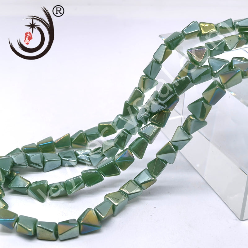 10mm Pyramid Crystal Glass Beads Disco Ball Wholesale for DIY Jewelry (50071)